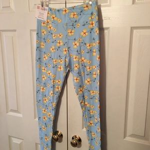 LuLaRoe Leggings:  Tall and Curvy